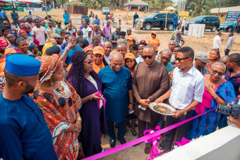 DEPUTY SPEAKER AKWA IBOM STATE HOUSE OF ASSEMBLY COMMENDS  Ini Ememobong FOUNDATION ON WATER PROJECT.